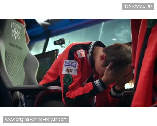 S赛决赛回顾Faker极限逃生封神场景 S赛决赛回顾Faker极限逃生封神场景