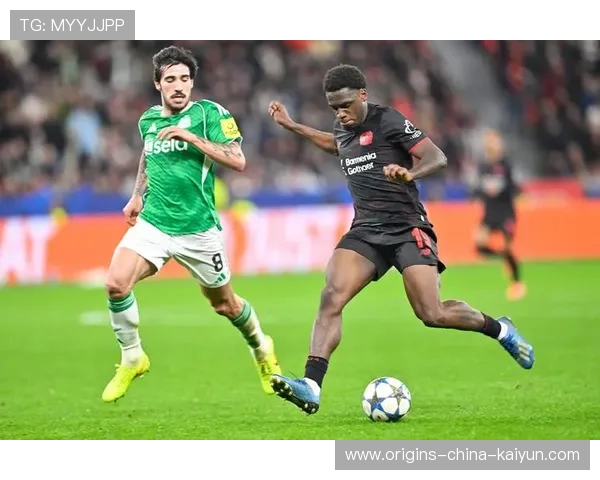 纽卡斯尔边路突破制造射门机会 纽卡斯尔边路突破制造射门机会