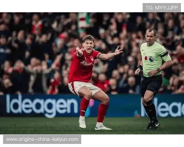 西汉姆联快速推进形成极大压迫